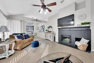 6504 Topaz Dr, Arlington, TX 76001 - Photo 10