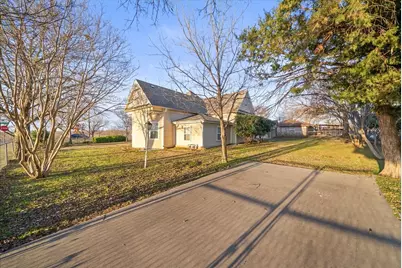 101 N 7th Street, Krum, TX 76249 - Photo 26