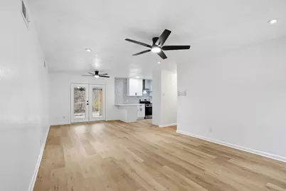 525 W Ridgewood Drive, Garland, TX 75041 - Photo 4