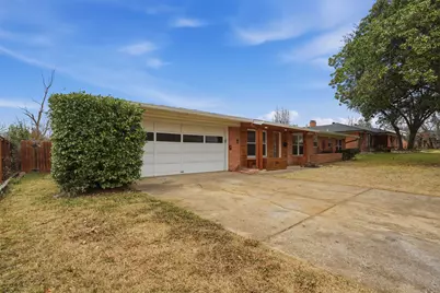 525 W Ridgewood Drive, Garland, TX 75041 - Photo 24