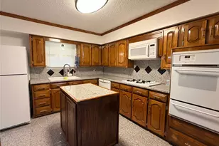 1226 Linkwood Ln, Lancaster, TX 75146 - Photo 6