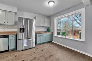 1007 Kay Lynn St, Mansfield, TX 76063 - Photo 4