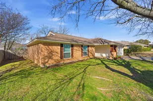 6404 San Juan Ave, Fort Worth, TX 76133 - Photo 2