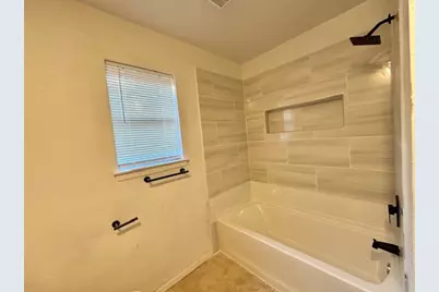 2601 Pebblebrook Street, Arlington, TX 76014 - Photo 10