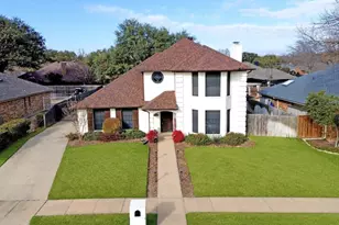 2613 Stone Hollow Dr, Bedford, TX 76021 - Photo 2