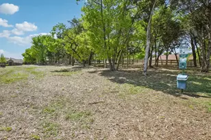 8200 Clarksprings Dr, Dallas, TX 75236 - Photo 22