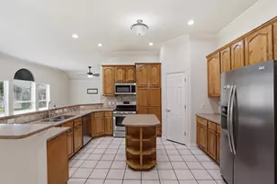 517 Acorn Ct, Saginaw, TX 76179 - Photo 12