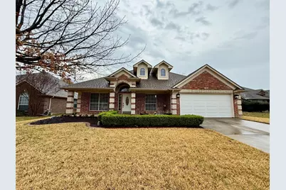 517 Acorn Court, Saginaw, TX 76179 - Photo 2