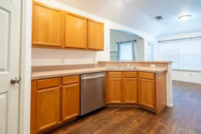 908 Chestnut Avenue, Burleson, TX 76028 - Photo 4