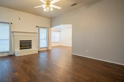 908 Chestnut Avenue, Burleson, TX 76028 - Photo 8