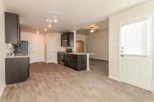 108 Magnolia Dr, Sanger, TX 76266 - Photo 8