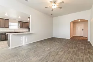 108 Magnolia Dr, Sanger, TX 76266 - Photo 6