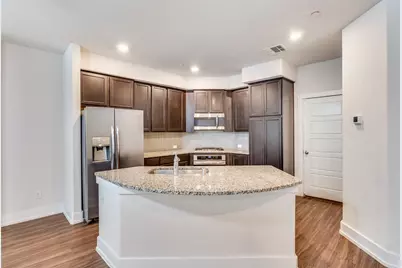 2423 Siskiyou Street, Lewisville, TX 75056 - Photo 6