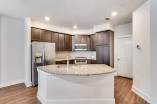 2423 Siskiyou St, Lewisville, TX 75056 - Photo 6