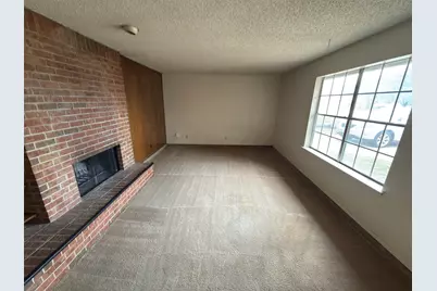 505 N Walnut Creek Drive, Mansfield, TX 76063 - Photo 6