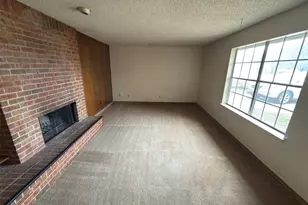 505 N Walnut Creek Dr, Mansfield, TX 76063 - Photo 6