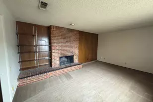 505 N Walnut Creek Dr, Mansfield, TX 76063 - Photo 4