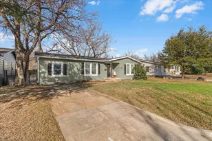 6651 Onyx Dr N, North Richland Hills, TX 76180 - Photo 2