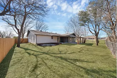 7805 Emerald Hills Way, North Richland Hills, TX 76180 - Photo 30