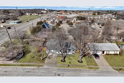 7805 Emerald Hills Way, North Richland Hills, TX 76180 - Photo 34