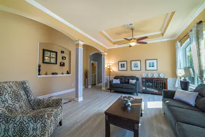 1706 Hollow Creek Court, Garland, TX 75040 - Photo 4