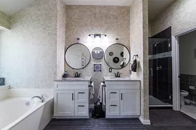 1706 Hollow Creek Court, Garland, TX 75040 - Photo 24