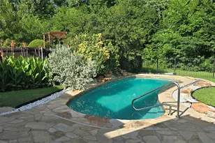 1706 Hollow Creek Ct, Garland, TX 75040 - Photo 1