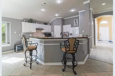 1706 Hollow Creek Court, Garland, TX 75040 - Photo 10