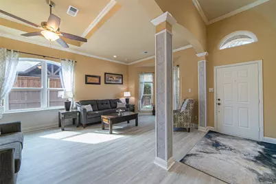 1706 Hollow Creek Court, Garland, TX 75040 - Photo 6