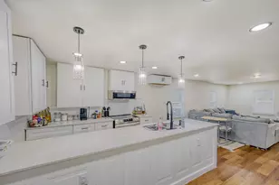 207 Young St, Waxahachie, TX 75165 - Photo 12