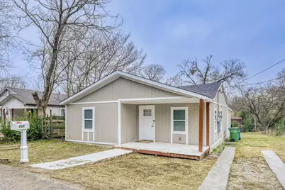 207 Young Street, Waxahachie, TX 75165 - Photo 1