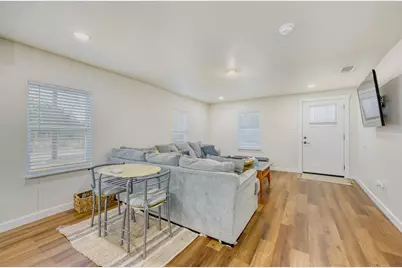 207 Young Street, Waxahachie, TX 75165 - Photo 8