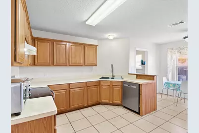 409 Huddleston Court, Springtown, TX 76082 - Photo 10