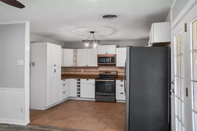 812 Jerry Lane, Bedford, TX 76022 - Photo 4