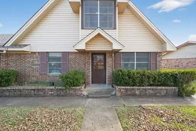 1604 Lyndale Drive, Ennis, TX 75119 - Photo 2