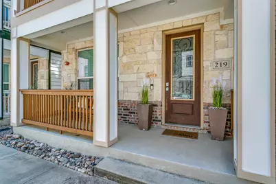 219 S Village Way, Lewisville, TX 75057 - Photo 2