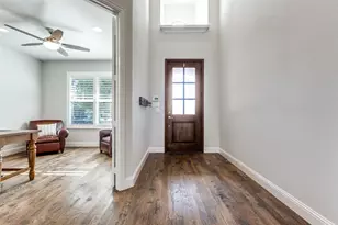 240 Marie Cir, Frisco, TX 75033 - Photo 6