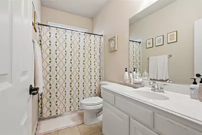 9136 Cottonwood Village Drive, Fort Worth, TX 76120 - Photo 16