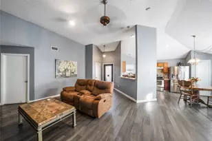 6404 Peggy Dr, Fort Worth, TX 76133 - Photo 4