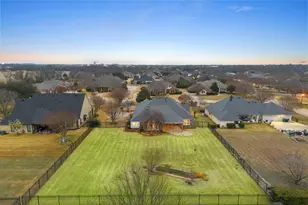 669 Brookhaven Ct, Waxahachie, TX 75165 - Photo 38