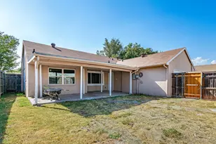 6816 Curry Dr, The Colony, TX 75056 - Photo 6