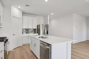 700 London Town Ln, Princeton, TX 75071 - Photo 8