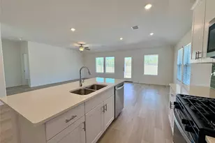 700 London Town Ln, Princeton, TX 75071 - Photo 6