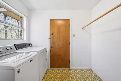 8701 Midway Drive, Woodway, TX 76712 - Photo 14