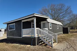 302 Carson Cir, Gun Barrel City, TX 75156 - Photo 1