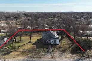 213 W Elred St, Burleson, TX 76028 - Photo 22