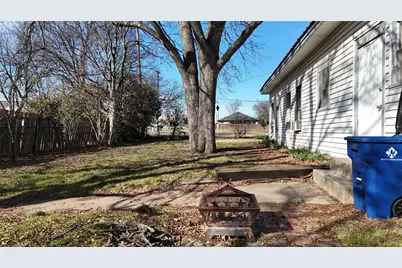 213 W Elred Street, Burleson, TX 76028 - Photo 18