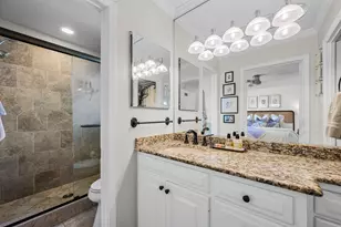 10623 Estate Ln, Dallas, TX 75238 - Photo 16