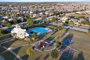 1204 Yellowthroat Dr, Little Elm, TX 75068 - Photo 40