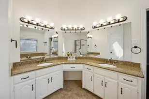 6502 Barclay Ln, Garland, TX 75044 - Photo 32